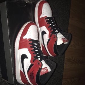 Jordan “Chicago” 1s